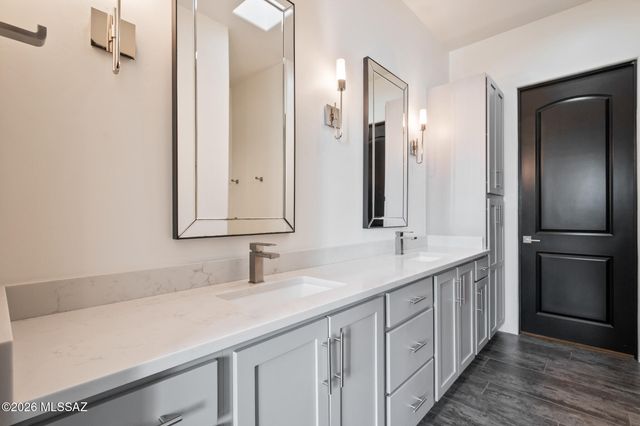 15851 N Studebaker Lane, Tucson, AZ 85739