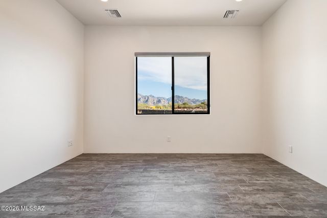 15851 N Studebaker Lane, Tucson, AZ 85739