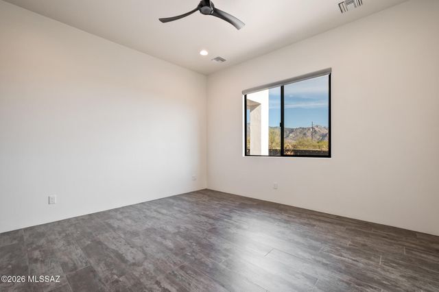 15851 N Studebaker Lane, Tucson, AZ 85739
