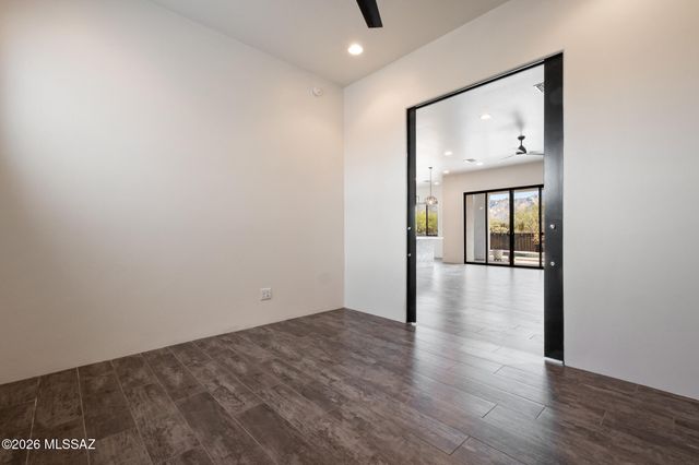 15851 N Studebaker Lane, Tucson, AZ 85739