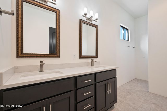 15851 N Studebaker Lane, Tucson, AZ 85739