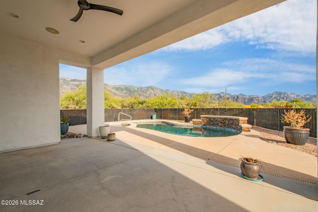 15851 N Studebaker Lane, Tucson, AZ 85739