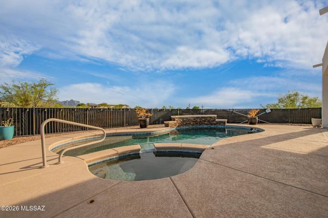 15851 N Studebaker Lane, Tucson, AZ 85739