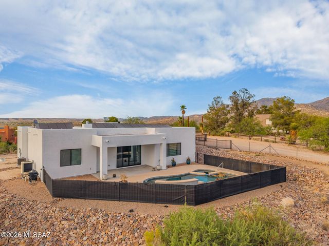 15851 N Studebaker Lane, Tucson, AZ 85739