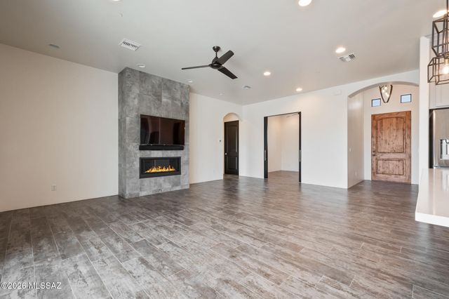 15851 N Studebaker Lane, Tucson, AZ 85739