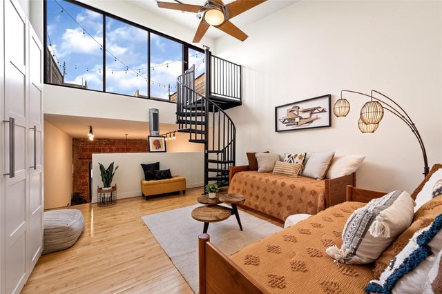 1601 W Webster Street 7, Houston, TX 77019
