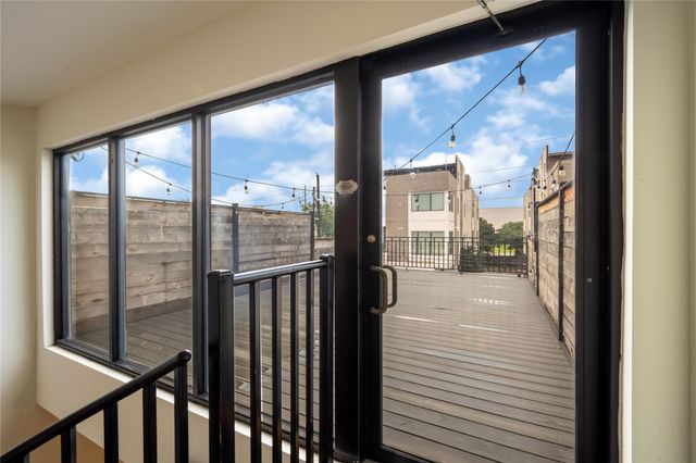1601 W Webster Street 7, Houston, TX 77019