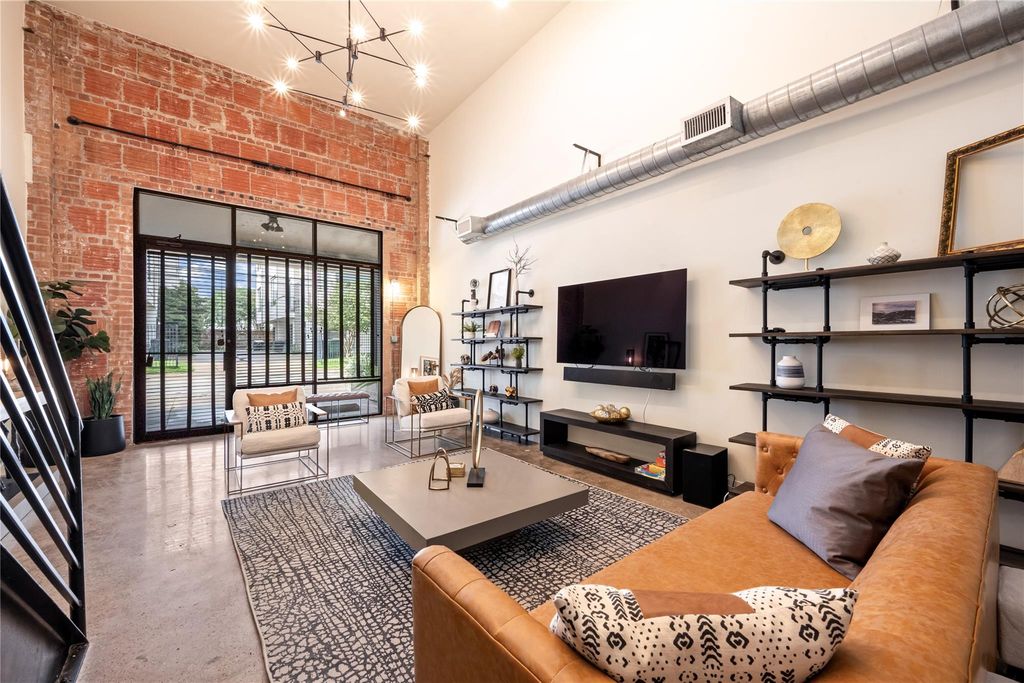 1601 W Webster Street 7, Houston, TX 77019