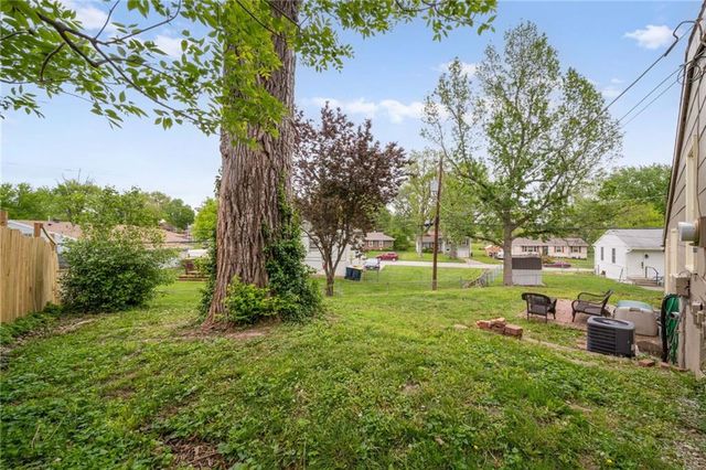 5404 NE 42nd Terrace, Kansas City, MO 64117