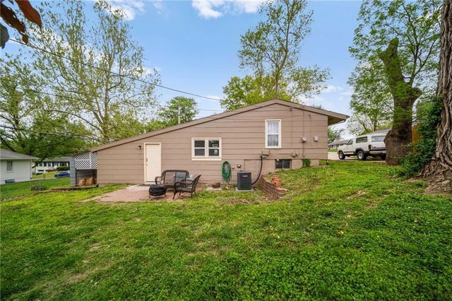 5404 NE 42nd Terrace, Kansas City, MO 64117