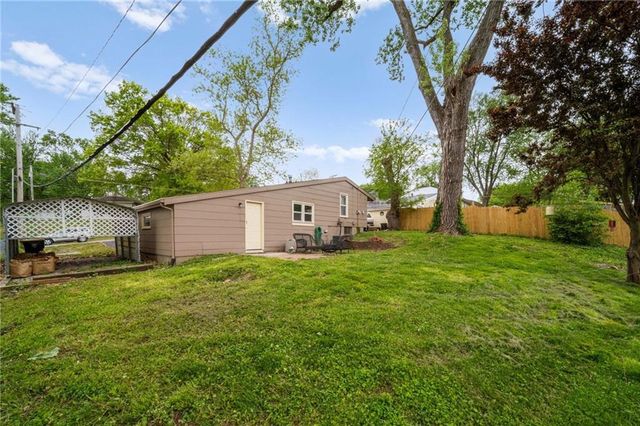 5404 NE 42nd Terrace, Kansas City, MO 64117