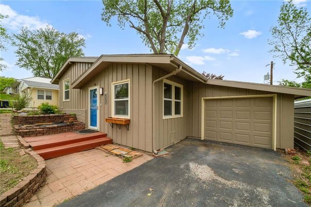 5404 NE 42nd Terrace, Kansas City, MO 64117