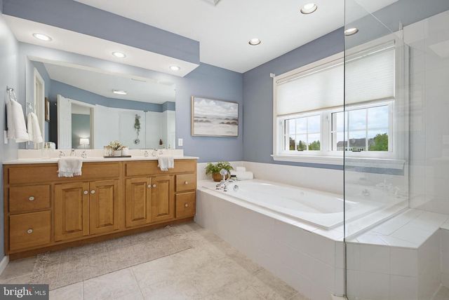 634 NORTHFIELD RD, Lititz, PA 17543