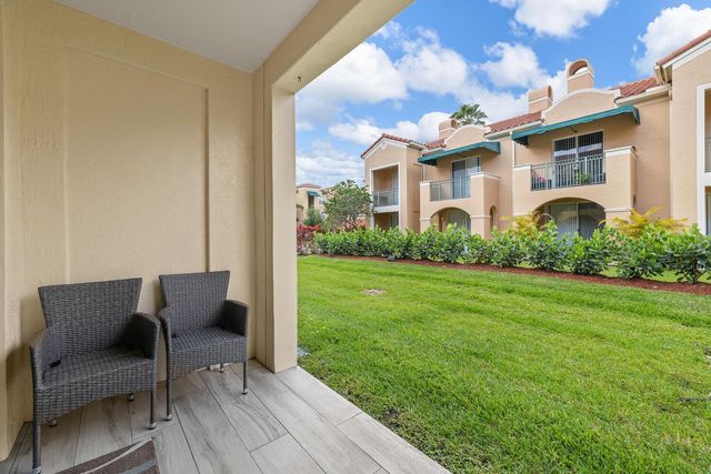 11775 St Andrews Place 103, Wellington, FL 33414
