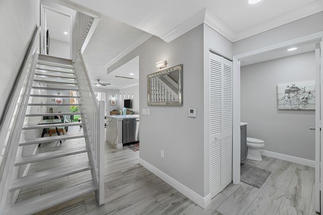 11775 St Andrews Place 103, Wellington, FL 33414