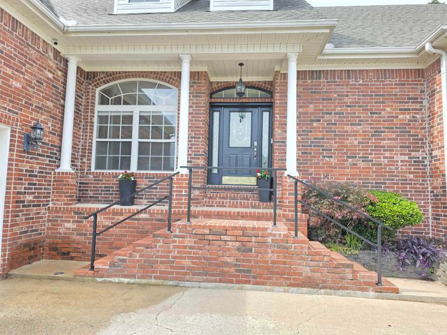 7364 W Ridge Circle, Sherwood, AR 72120