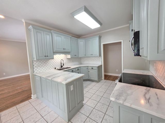 7364 W Ridge Circle, Sherwood, AR 72120