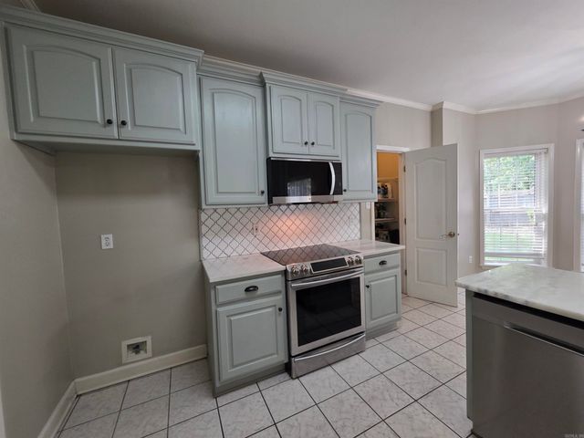 7364 W Ridge Circle, Sherwood, AR 72120