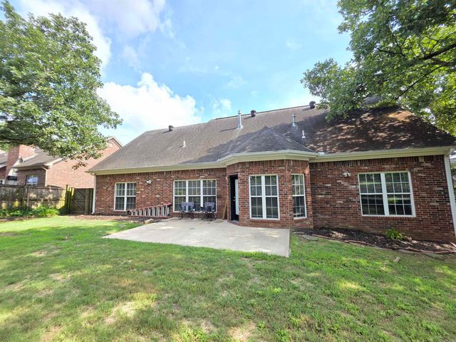 7364 W Ridge Circle, Sherwood, AR 72120