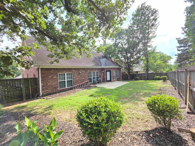 7364 W Ridge Circle, Sherwood, AR 72120
