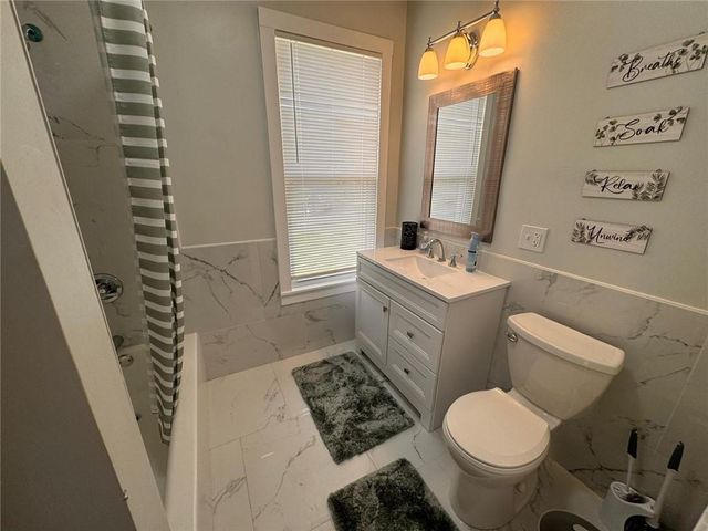 2205 Prospect Avenue, Kansas City, MO 64127