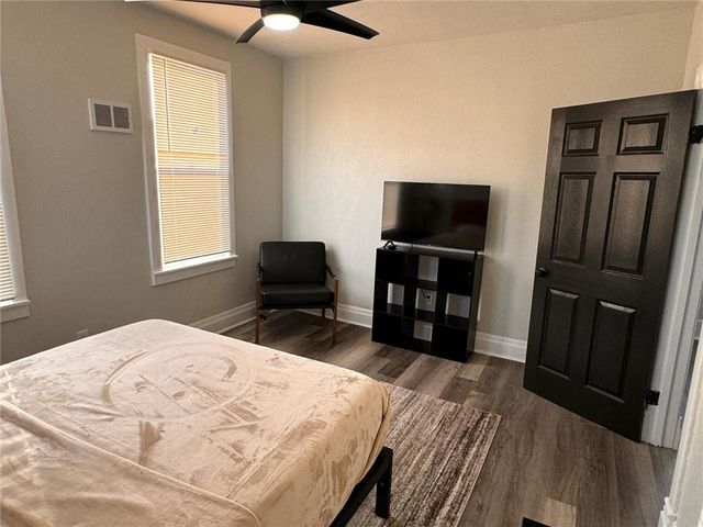 2205 Prospect Avenue, Kansas City, MO 64127