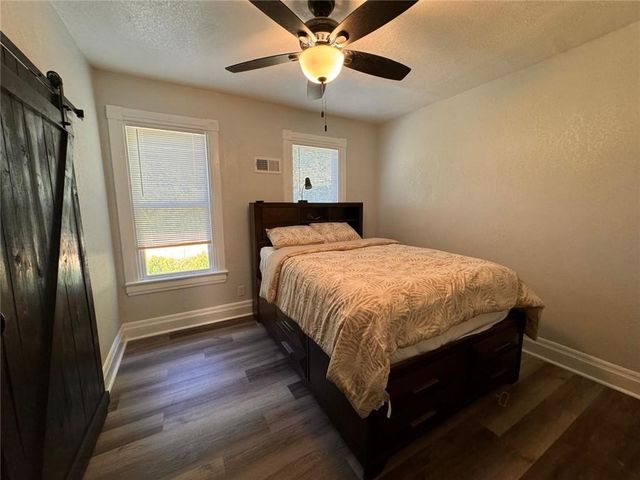 2205 Prospect Avenue, Kansas City, MO 64127