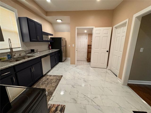 2205 Prospect Avenue, Kansas City, MO 64127