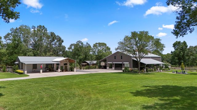 18859 Kinkaid Road W, Montgomery, TX 77316