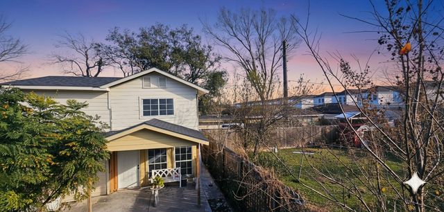 2634 Tidewater Drive, Houston, TX 77045