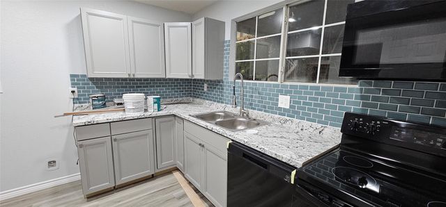 2634 Tidewater Drive, Houston, TX 77045