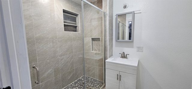 2634 Tidewater Drive, Houston, TX 77045