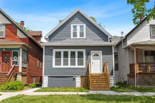5748 W Erie Street, Chicago, IL 60644