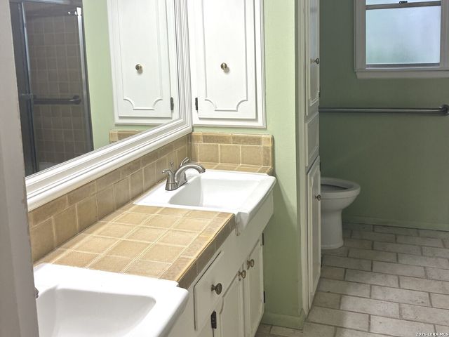 11012 Whisper Hollow, San Antonio, TX 78230