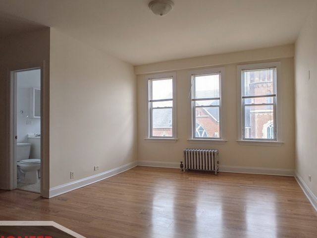 2600 N Kimball Avenue 403, Chicago, IL 60647