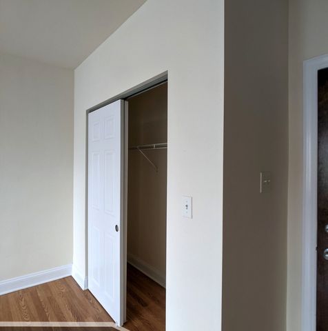 2600 N Kimball Avenue 403, Chicago, IL 60647
