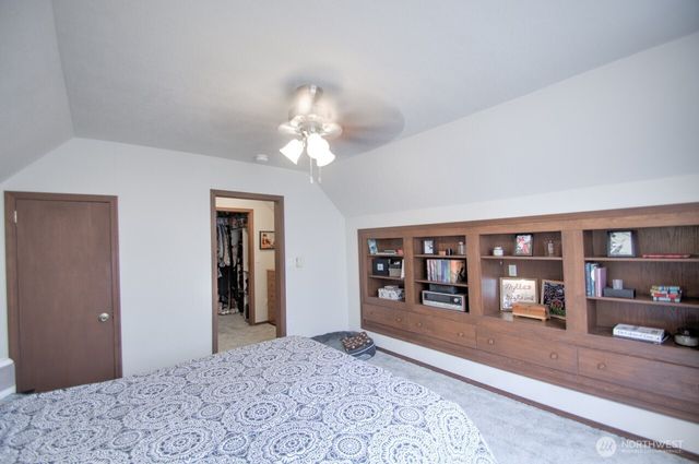 664 NW New York Avenue, Chehalis, WA 98532