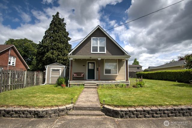 664 NW New York Avenue, Chehalis, WA 98532