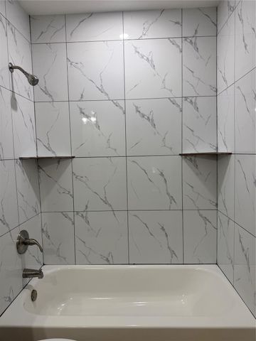 9797 Leawood Boulevard 804, Houston, TX 77099
