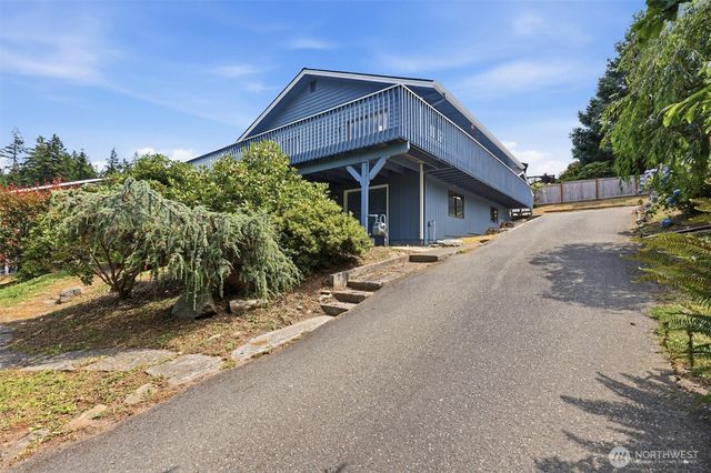 352 & Lot 60 Lochwood Drive, Camano Island, WA 98282