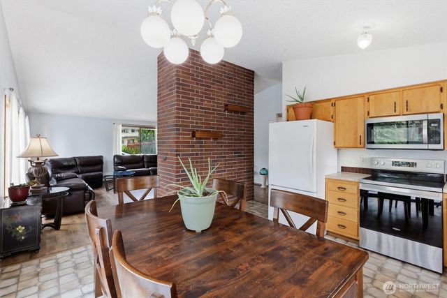 352 & Lot 60 Lochwood Drive, Camano Island, WA 98282