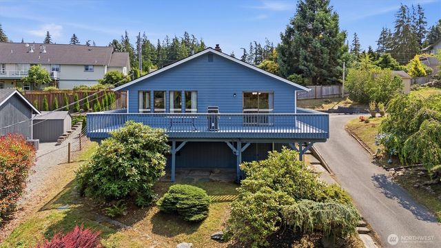 352 & Lot 60 Lochwood Drive, Camano Island, WA 98282