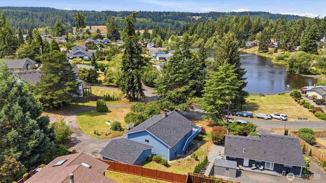 352 & Lot 60 Lochwood Drive, Camano Island, WA 98282