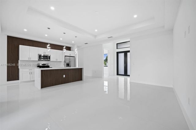 1149 Ebert St E, Lehigh Acres, FL 33974