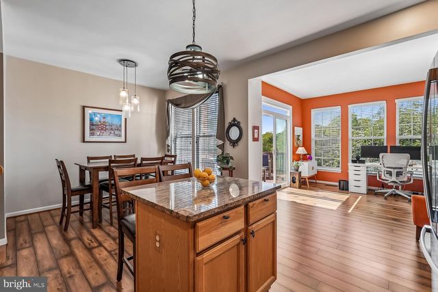 7025 MANAHOAC PL, Gainesville, VA 20155