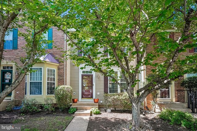 7025 MANAHOAC PL, Gainesville, VA 20155