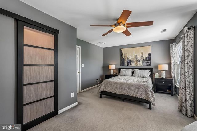7025 MANAHOAC PL, Gainesville, VA 20155