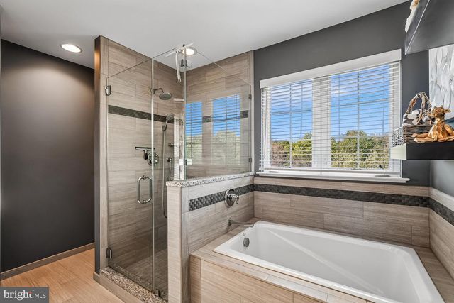 7025 MANAHOAC PL, Gainesville, VA 20155