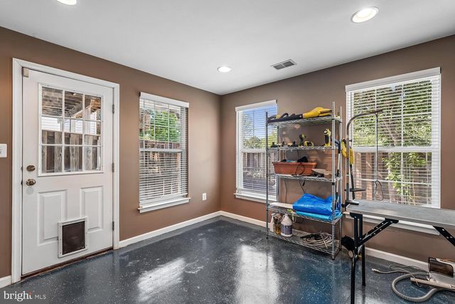 7025 MANAHOAC PL, Gainesville, VA 20155