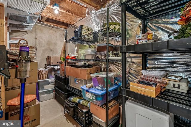 7025 MANAHOAC PL, Gainesville, VA 20155